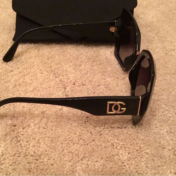 Dolce & Gabbana Black 4377 Sunglasses Excellent Condition main image 4